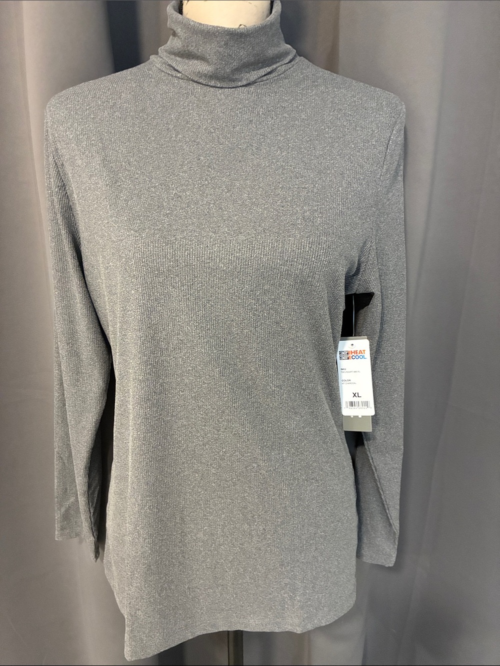 32 Degrees Heather Gray Long Sleeve Turtleneck Top